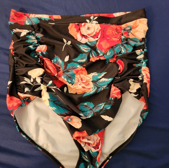 COCOSHIP Retro 50s Black Pink Blue Floral Halter High Waist Bikini Set Halter - Picture 2 of 4